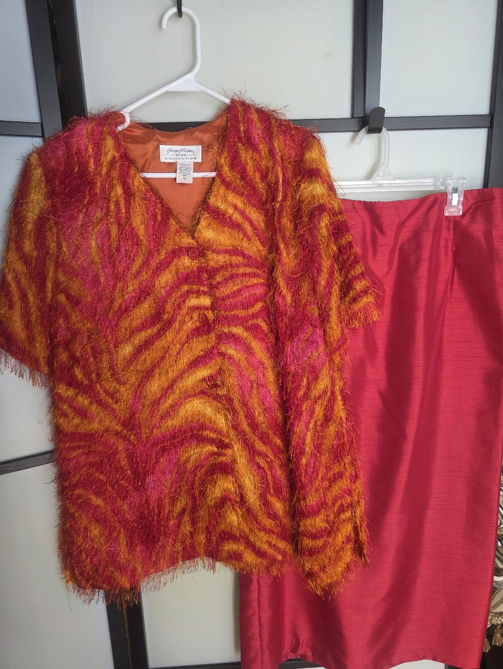 Elegant Vibrant Fuzzy Zebra Print Top - Red & Orange & Skirt BUNDLE PLUS SIZE 16